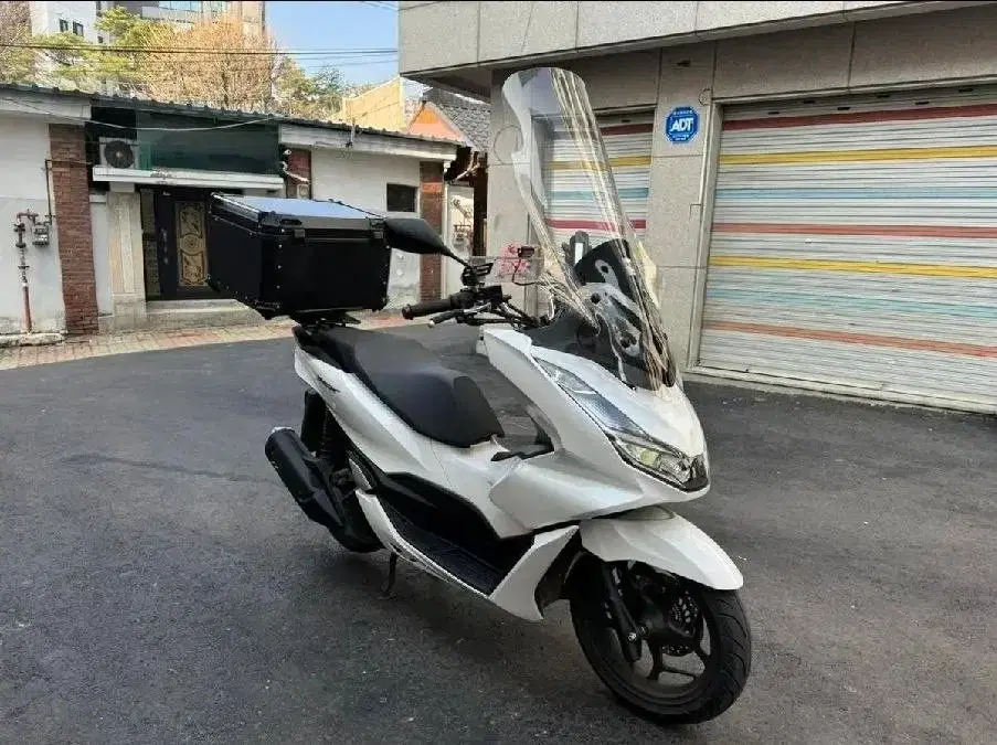 Pcx125 ABS 22년식 배달세팅 저렴하게 판매합니다.